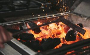 La gastronomie s’enflamme pour le fumé