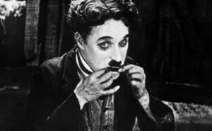 Scènes de la vie culinaire : tour de table de la grande et de la petite bouffe au cinéma