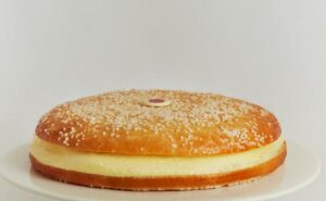 La tropézienne, vedette sucrée de l’été : nos cinq adresses où s’en délecter